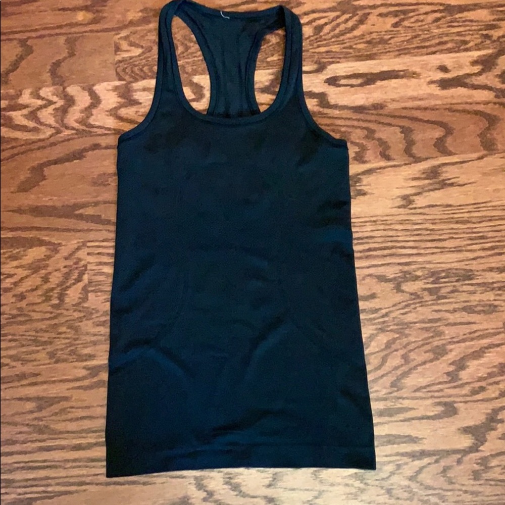 Lululemon Black tank top size 2